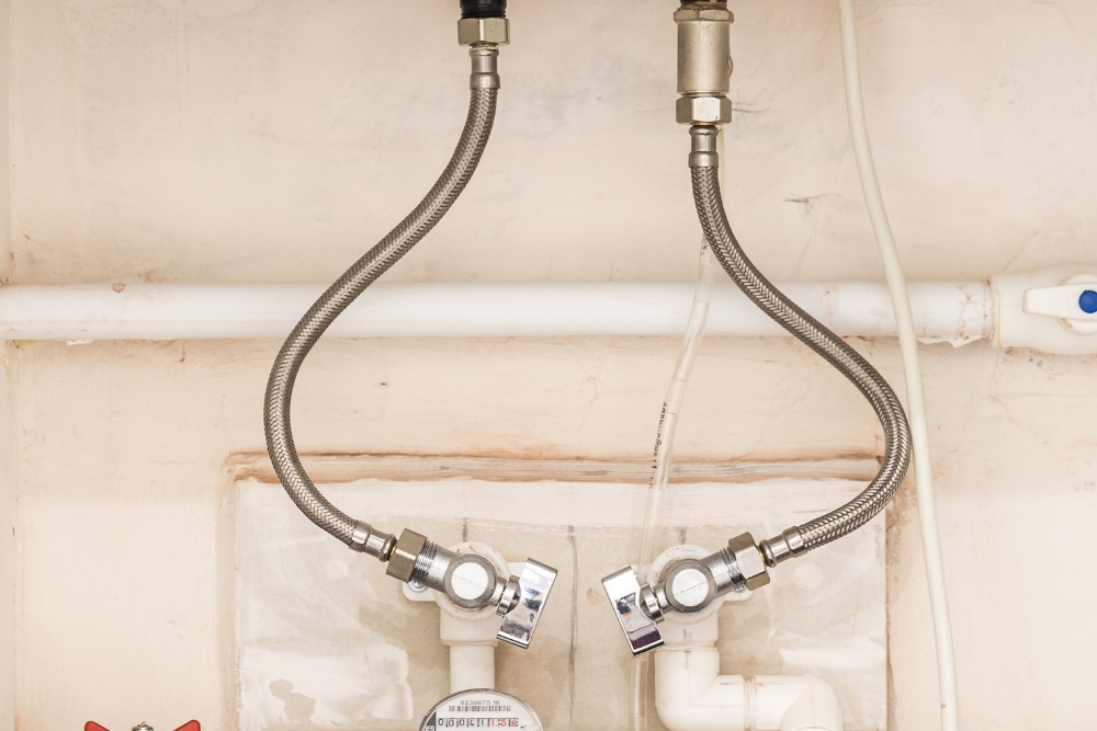 When to Seek Professional Hot Water Heater Repair